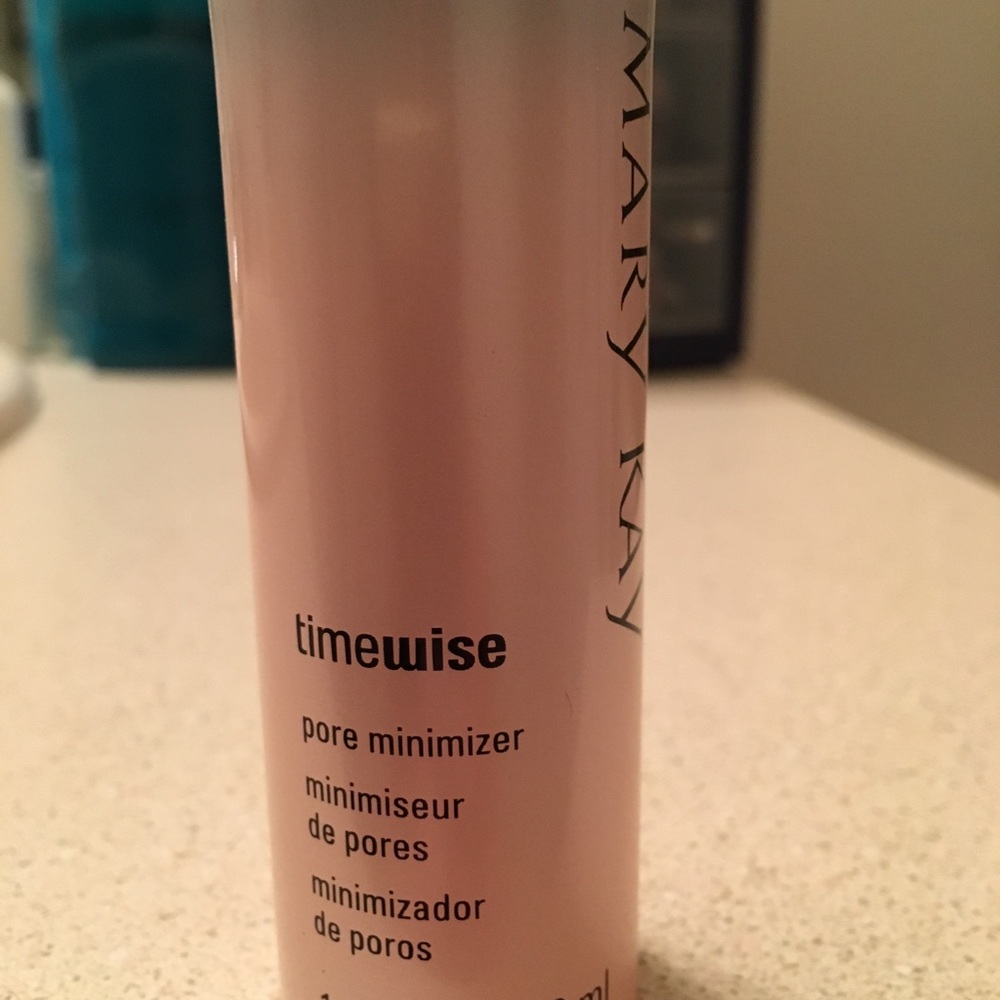 Mary Kay timewise pore refiner and eyeshadow
